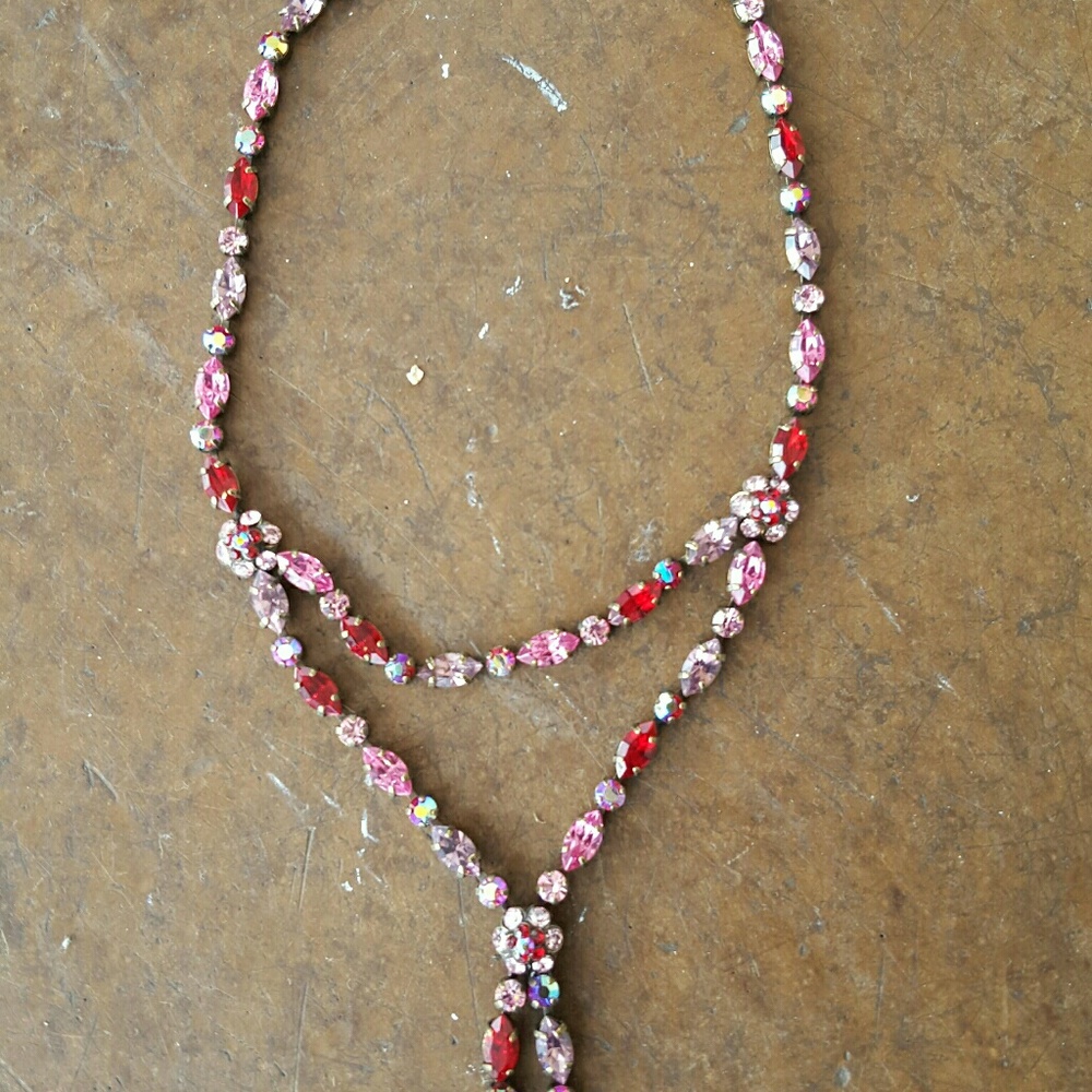 Lariat Marquis Cut Red/Pink Swarovski Necklace - Picture 3 of 5